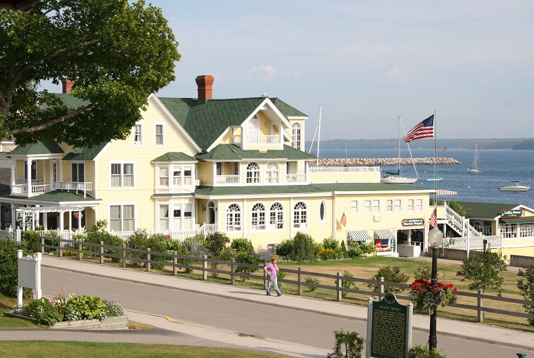 The charming Bay View Inn overlooks the Mackinac Island harbor just east of downtown